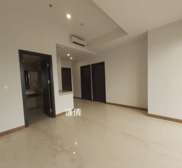 Sudirman Hill 2 BR Ada Balkon JUAL BU JARANG ADA