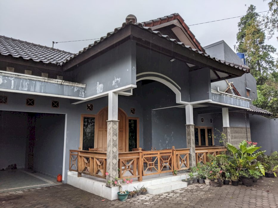 Rumah tinggal  di kawasan  kampus UII jogja bisa dibangun kos-kosan