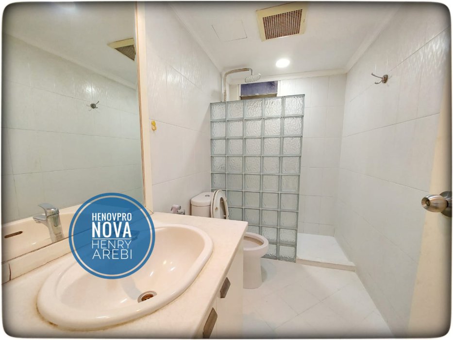 TURUN HARGA Taman Anggrek Condo Unit Sudut 2+1 BR BEST VIEW