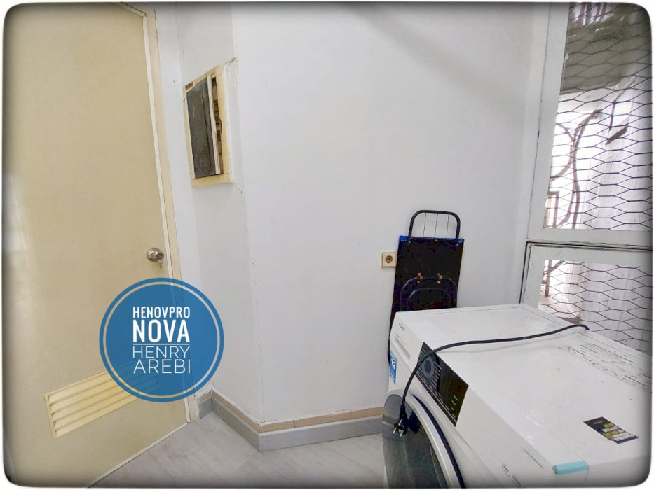 TURUN HARGA Taman Anggrek Condo Unit Sudut 2+1 BR BEST VIEW