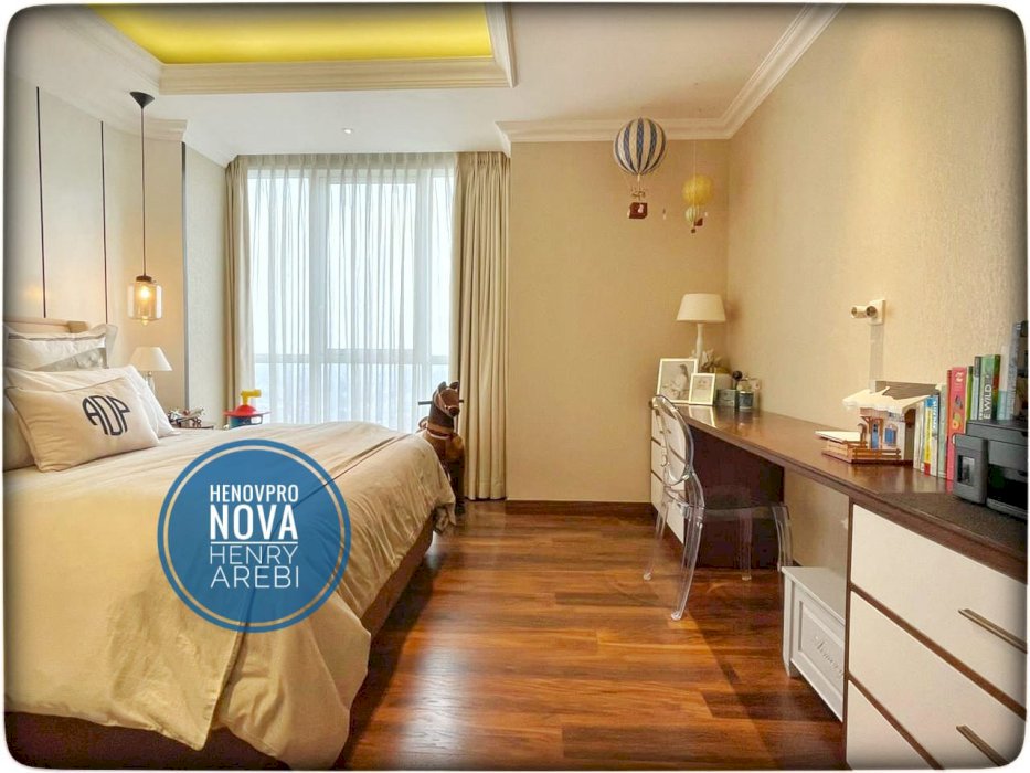 Providence Park 3 BR +1 Study Furnish Pet Friendly Near Plaza Senayan