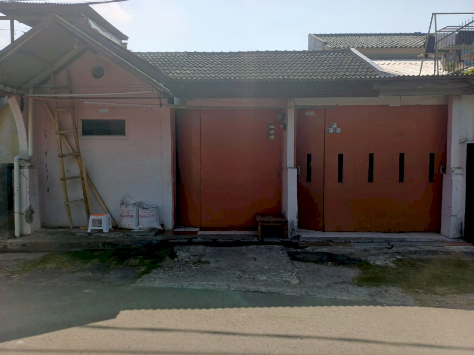 Jual Rumah di Komplek Veteran RI Kabupaten Surat Shm