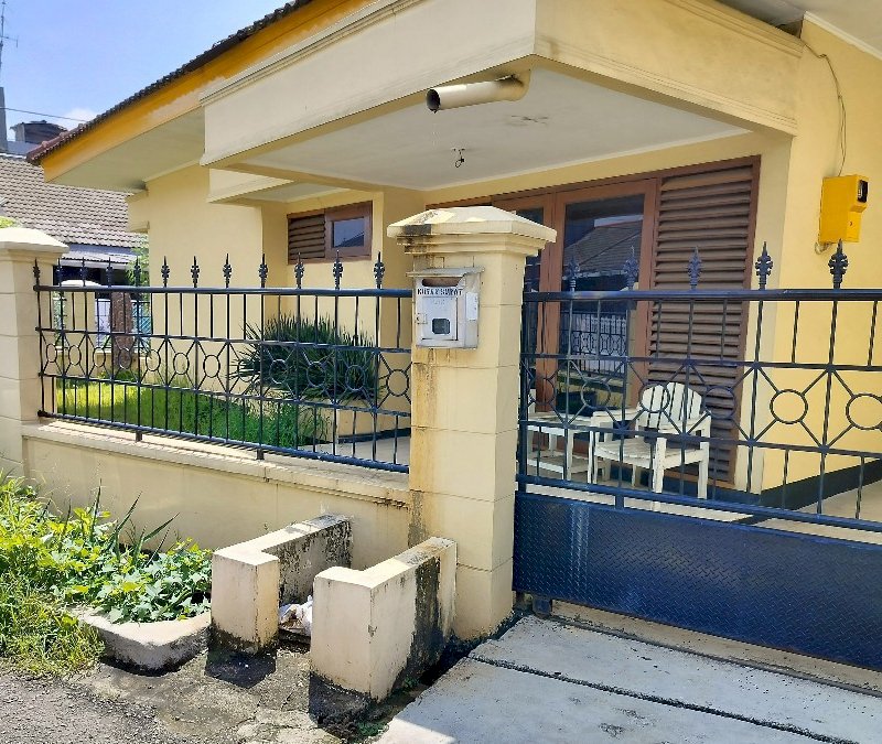 Rumah huk 1 lantai ngantong depan fasum mesjid dan aman