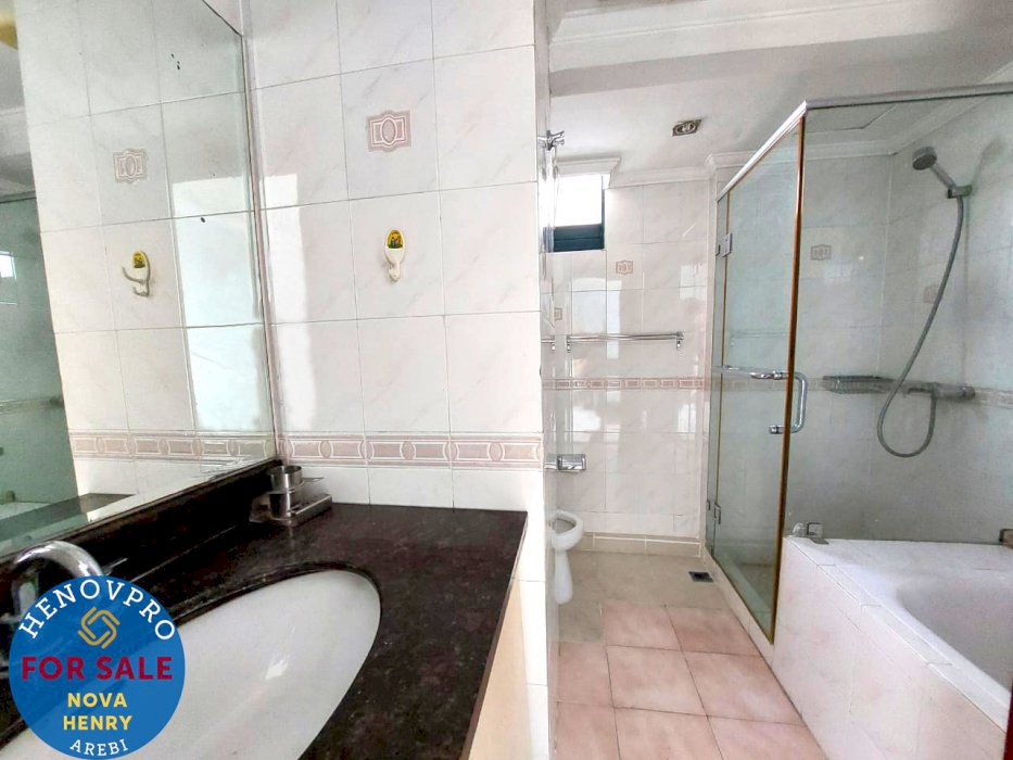 TURUN HARGA Taman Anggrek Condo Unit Sudut 3+1BR CITY View