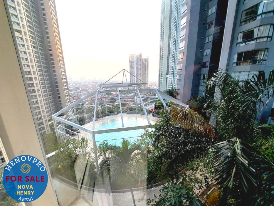 TURUN HARGA JUAL Taman Anggrek Condo Unit 2+1BR Pool View