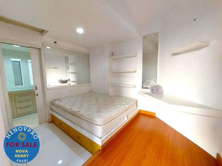 TURUN HARGA JUAL Taman Anggrek Condo Unit 2+1BR Pool View