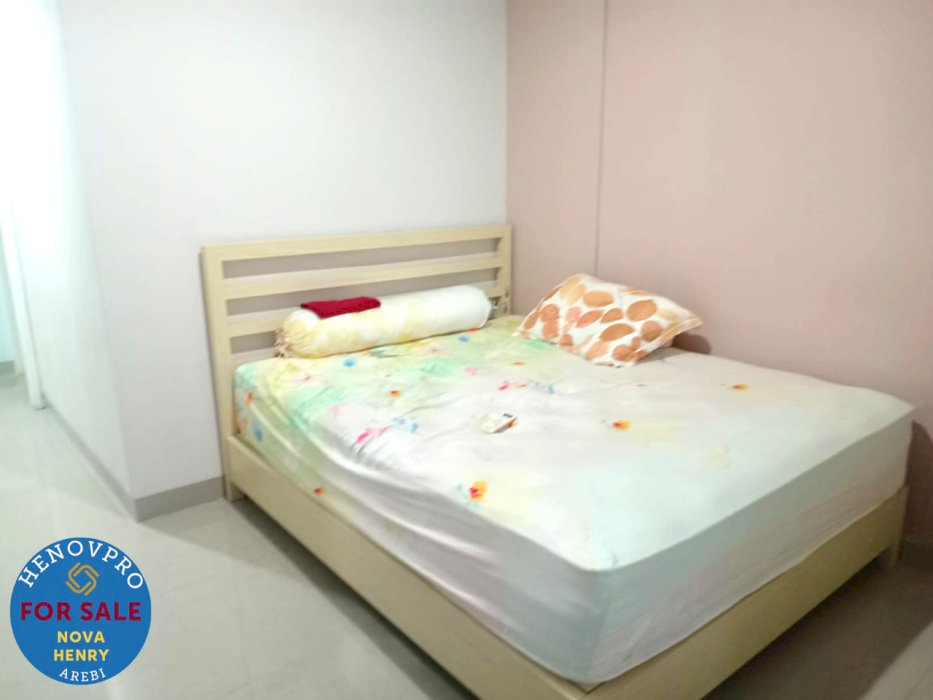 JUAL Taman Anggrek Condo Unit 2+1BR Pool View TURUN HARGA