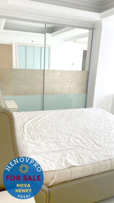 TURUN HARGA JUAL Taman Anggrek Condo Unit 3+1BR Pool View