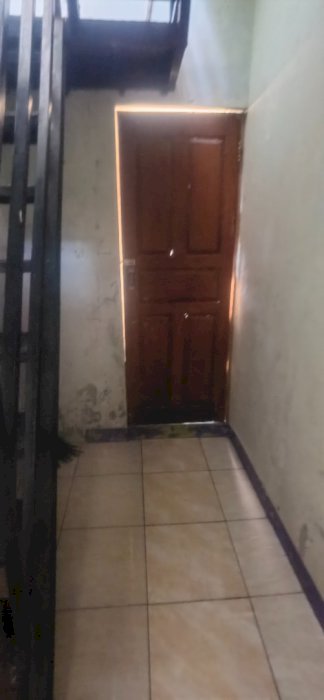Rumah di jual SHM lokasi strategis