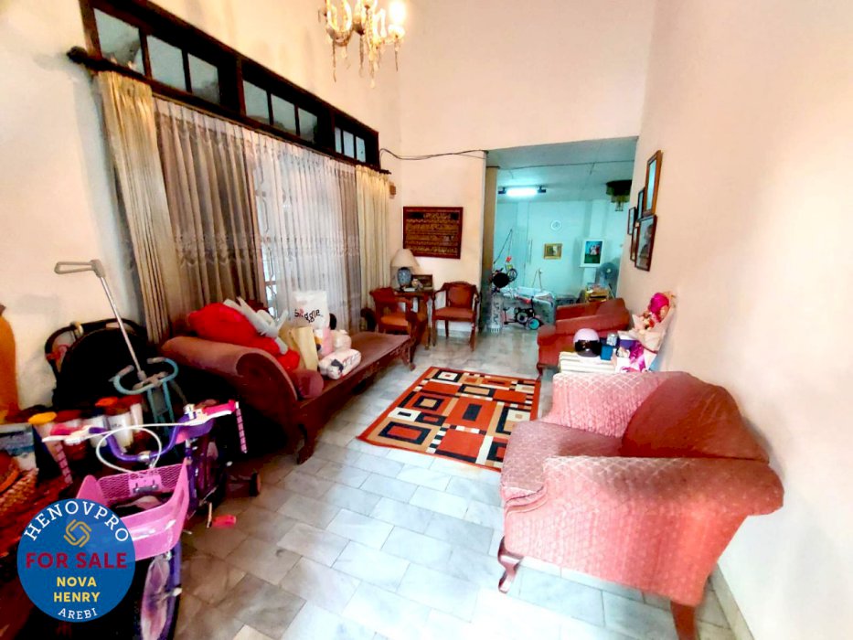 TURUN HARGA Dijual Murah Rumah di Komp. Puri Indah