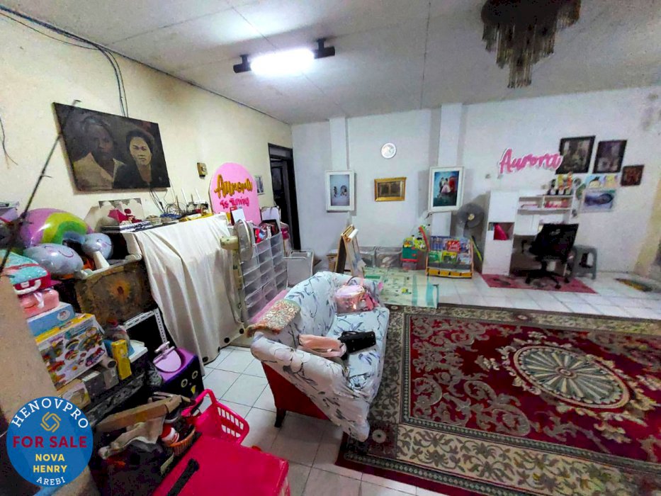 TURUN HARGA Dijual Murah Rumah di Komp. Puri Indah