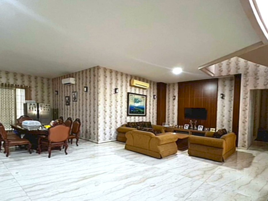 Dijual cepat rumah mewah siap huni ( 23x35 ) Katamaran Permai - PIK