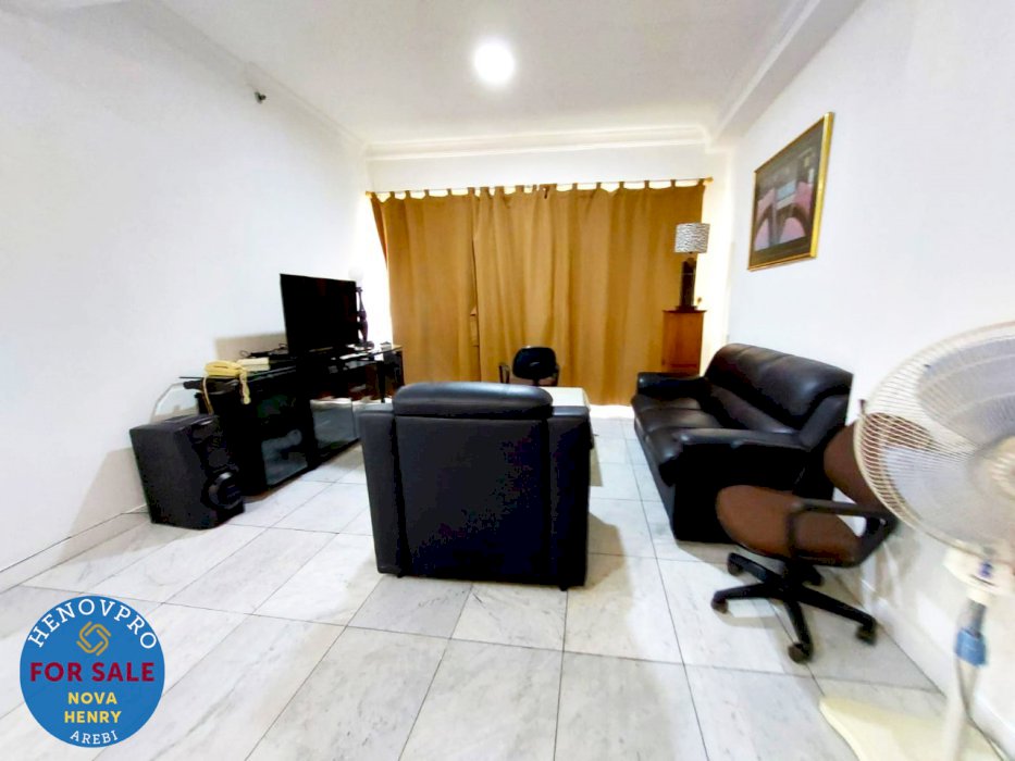 Unit Renov Taman Anggrek Condo Unit Sudut 2+1BR Garden View