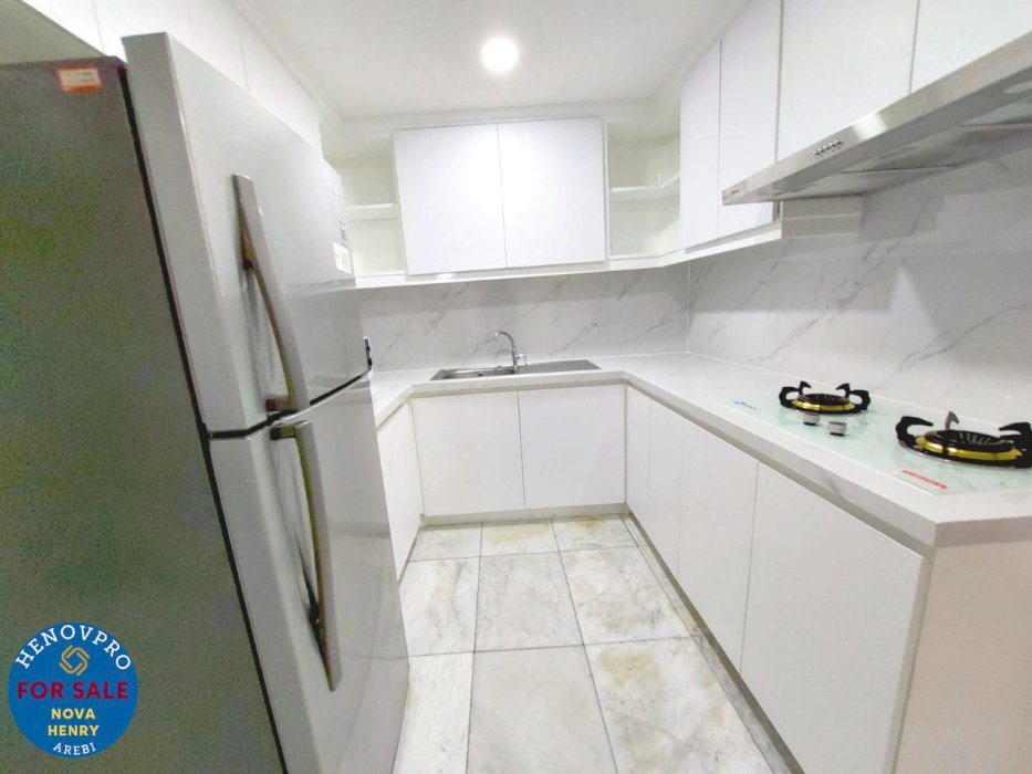 Unit Renov Taman Anggrek Condo Unit Sudut 2+1BR Garden View