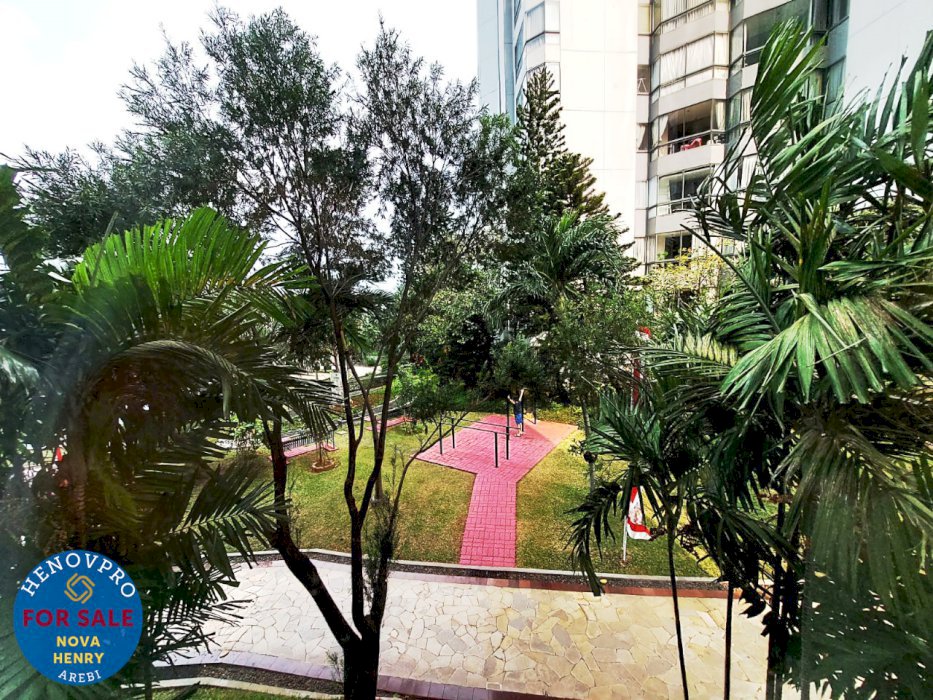 Unit Renov Taman Anggrek Condo Unit Sudut 2+1BR Garden View
