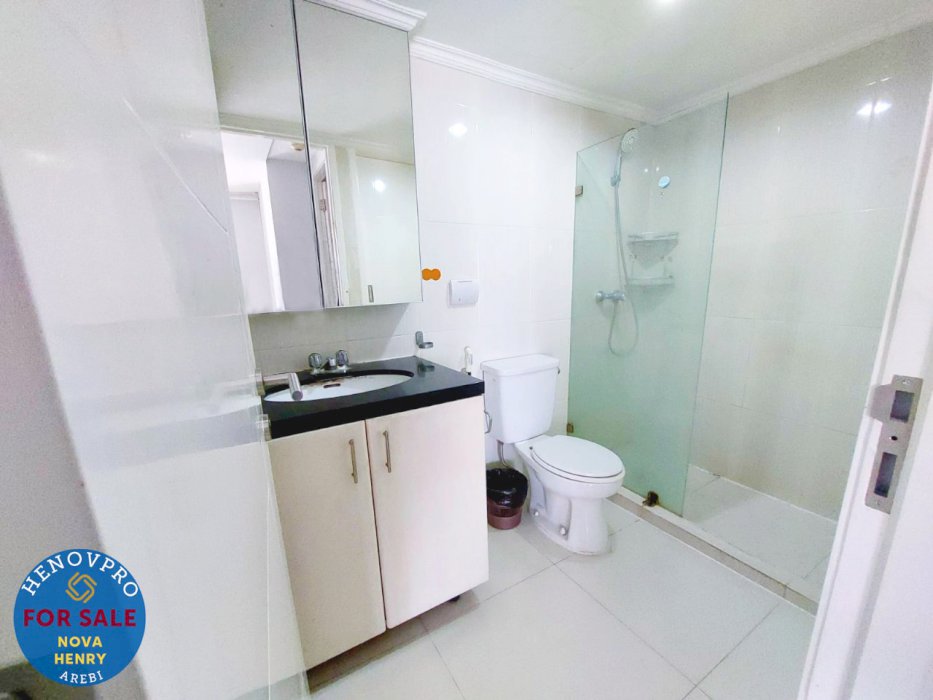 Unit Renov Taman Anggrek Condo Unit Sudut 2+1BR Best View
