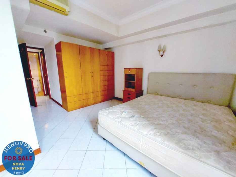 TURUN HARGA JUAL Taman Anggrek Condo Unit 2+1BR Best View