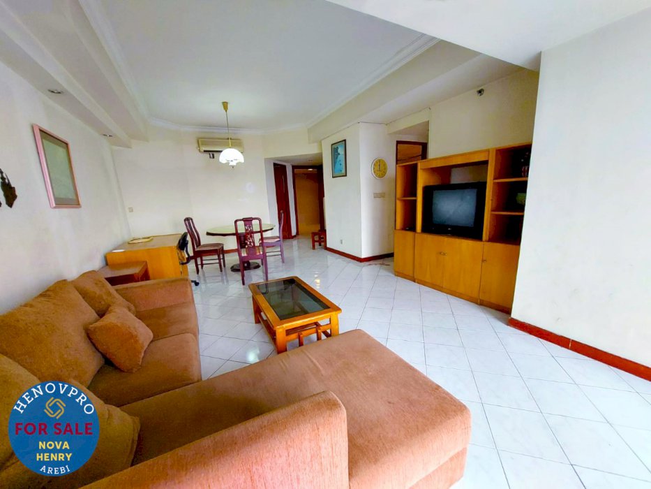 TURUN HARGA JUAL Taman Anggrek Condo Unit 2+1BR Best View