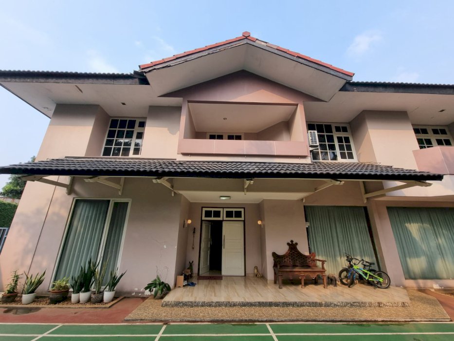 Rumah Dijual 2 Lantai Dengan Berbagai Macam Fasilitas Cipete Jaksel