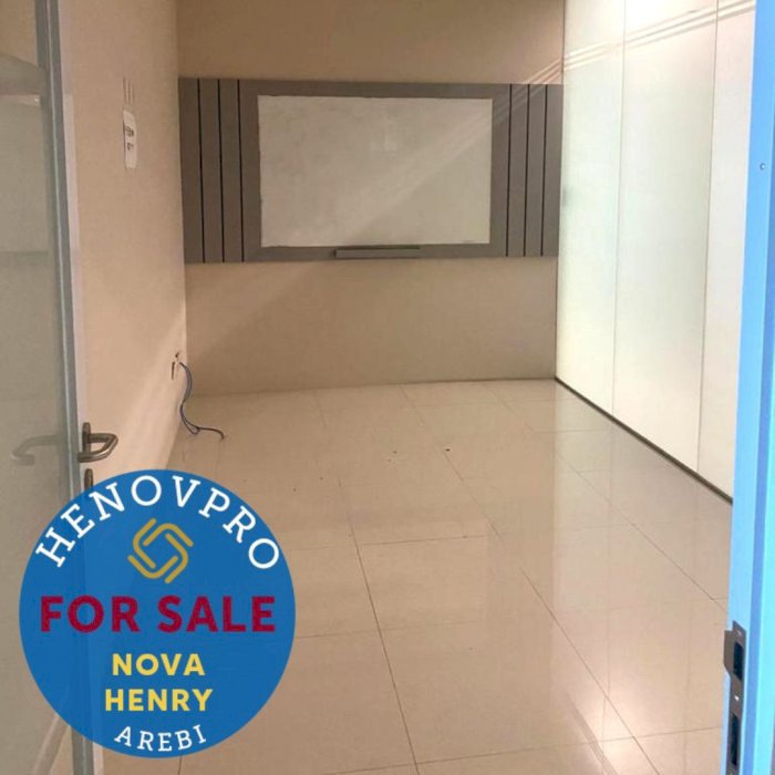 INVESTASI TERBAIK OFFICE SOHO CAPITAL KONDISI TERSEWA JARANG ADA