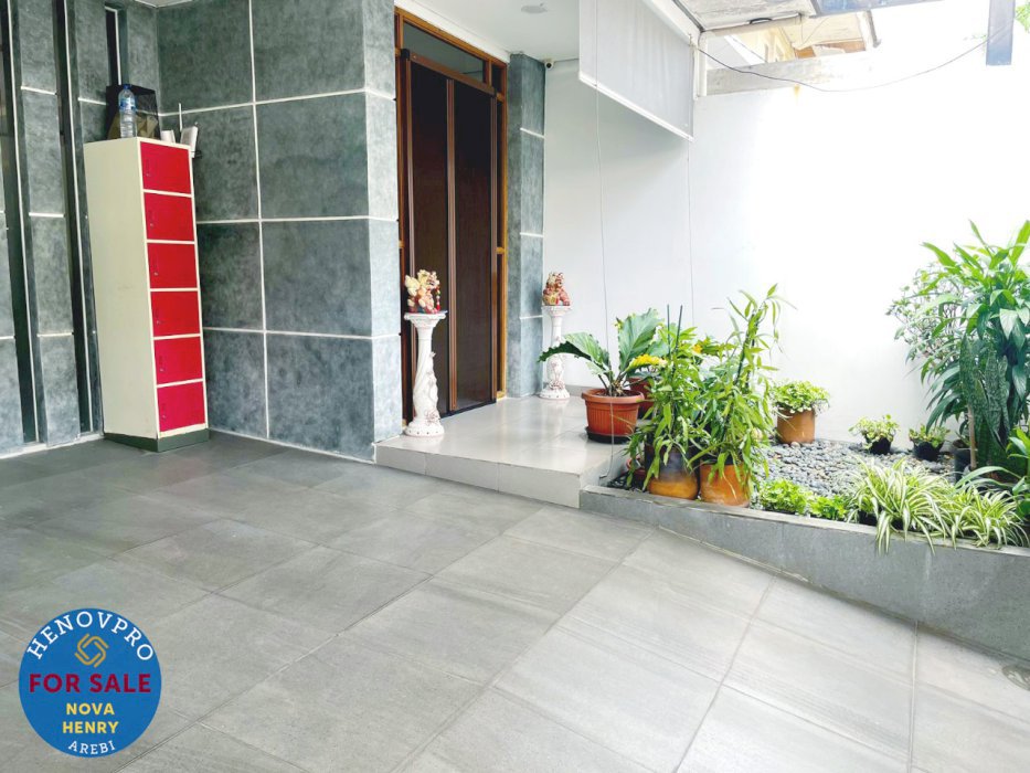 Rumah Apik 2 LantaI & Cantik, Siap Huni di Metro Pemata 2