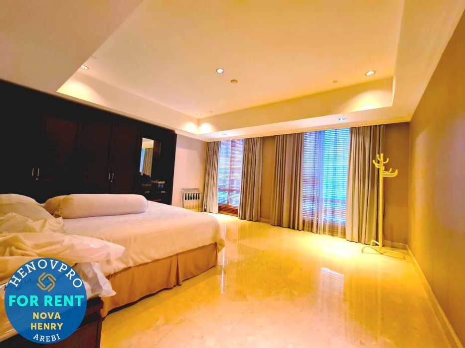 TURUN HARGA Sudirman Mansion Unit 4BR +1 Study Room Furnish City View