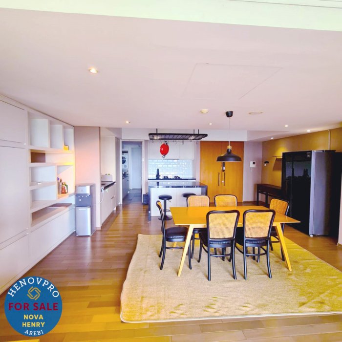 VERDE 1 TURUN HARGA 3BR Furnish City View Pet Friendly Apartment