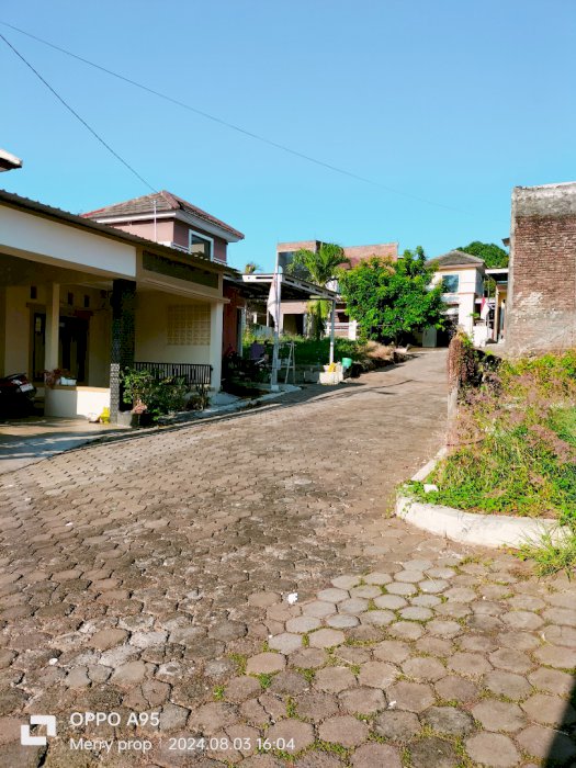 Rumah di jual belakang pasar Mijen Semarang ,siap huni