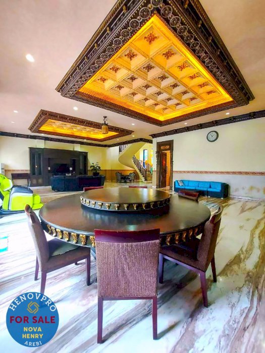 DIJUAL RUMAH MEWAH SIAP HUNI DI MENTENG FULL RENOV DAN FURNISH