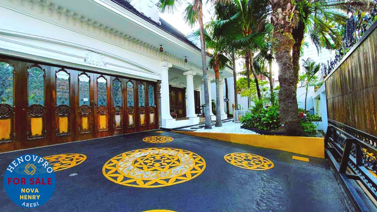 DIJUAL RUMAH MEWAH SIAP HUNI DI MENTENG FULL RENOV DAN FURNISH