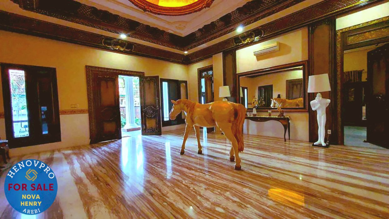 DISEWA RUMAH MEWAH SIAP HUNI DI MENTENG FULL RENOV DAN FURNISH