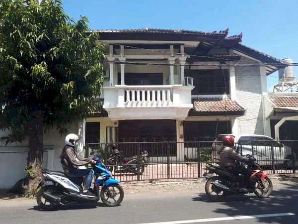 DIJUAL TANAH RUMAH BESAR DIBAWAH HARGA PASAR DEKAT PIZZA HUT GATSU