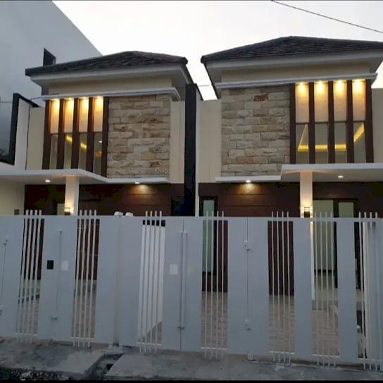 Rumah modern desain suka suka surabaya timur