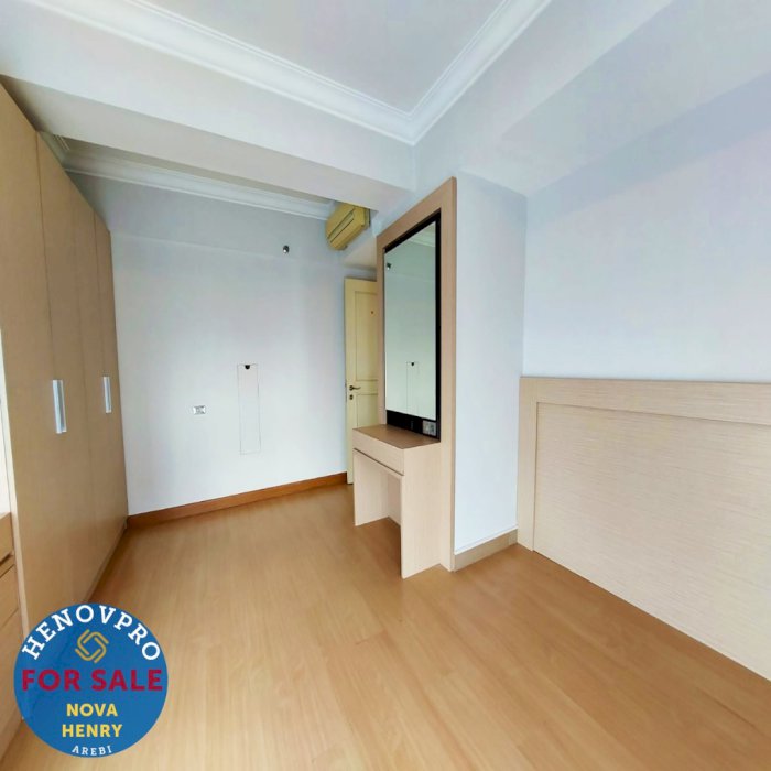 Unit Renov Taman Anggrek Condo Unit Sudut 2+1BR City View
