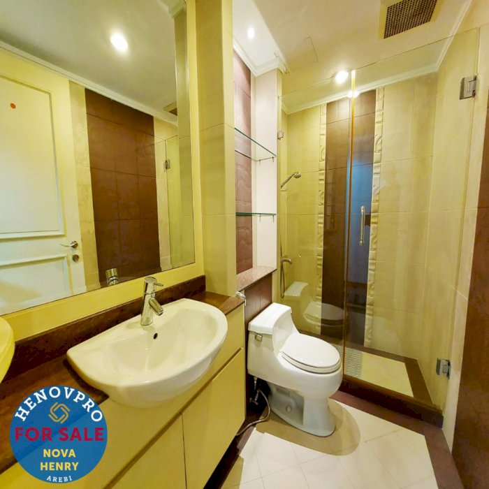 Unit Renov Taman Anggrek Condo Unit Sudut 2+1BR City View