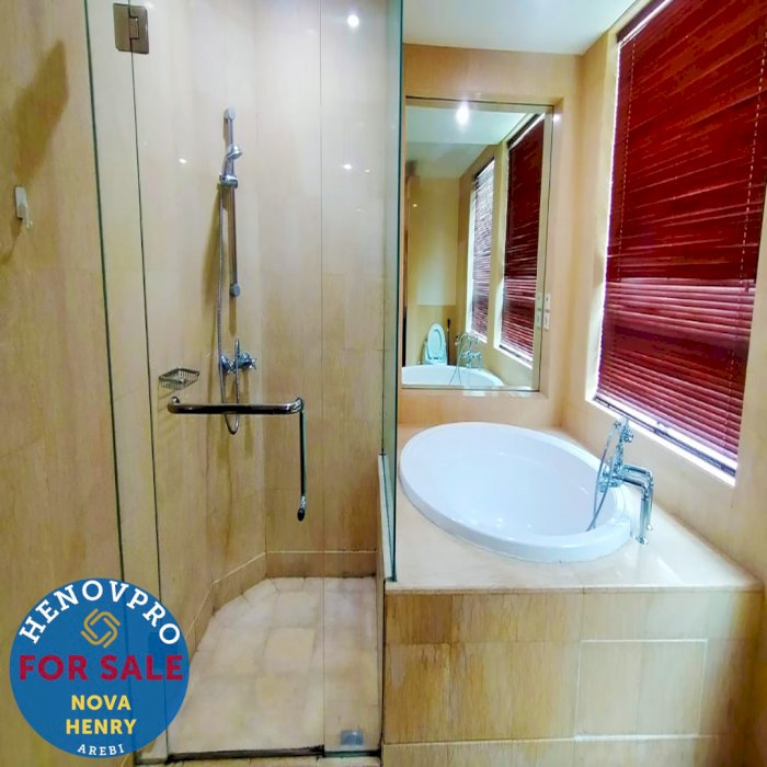 TURUN HARGA Pakubuwono Residence Town House 3+1 City View