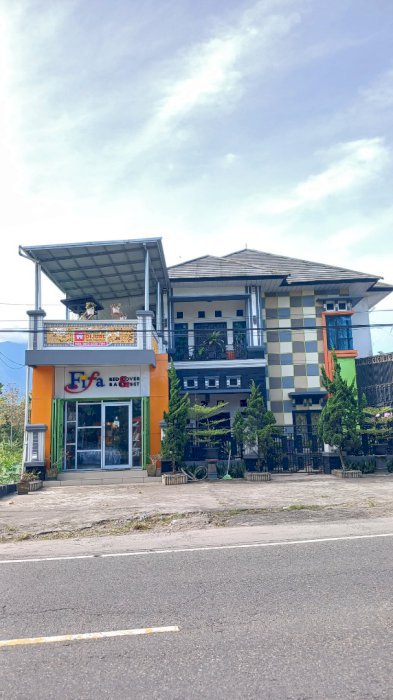 DiJual Rumah Mewah dan Pabrik Cocok untuk investasi Sumatra Barat