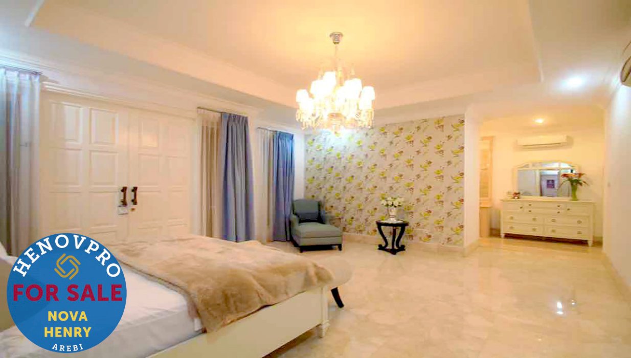 Dijual – Rumah Mewah dan Terupgrade di Area Puri jakarta barat