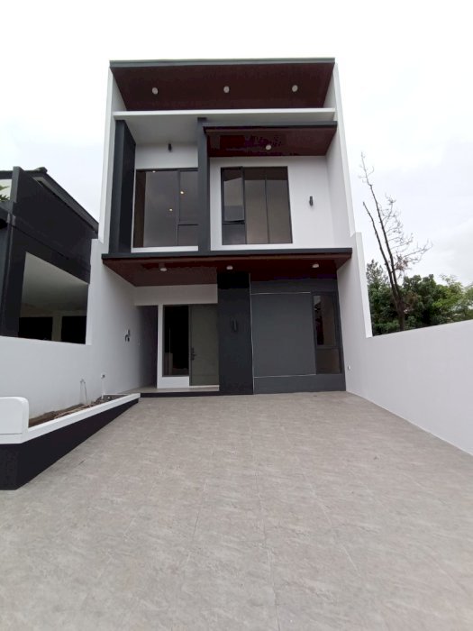 RUMAH BARU SIAP HUNI CLUSTER MADRID KOTA WISATA