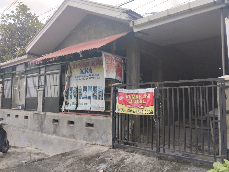 Dijual  rumah lokasi strategis dekat kantor lurah padang besi