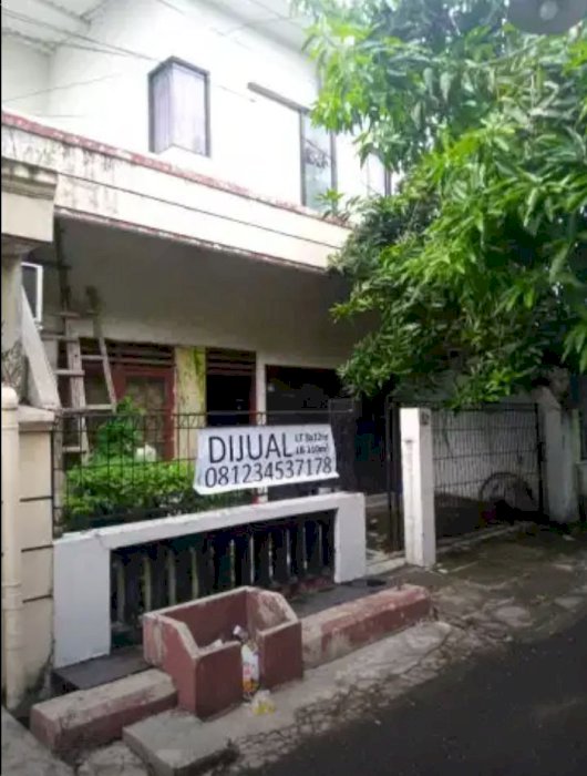 Umah 2 Lt Mojokerto Kota lingknaman nyaman