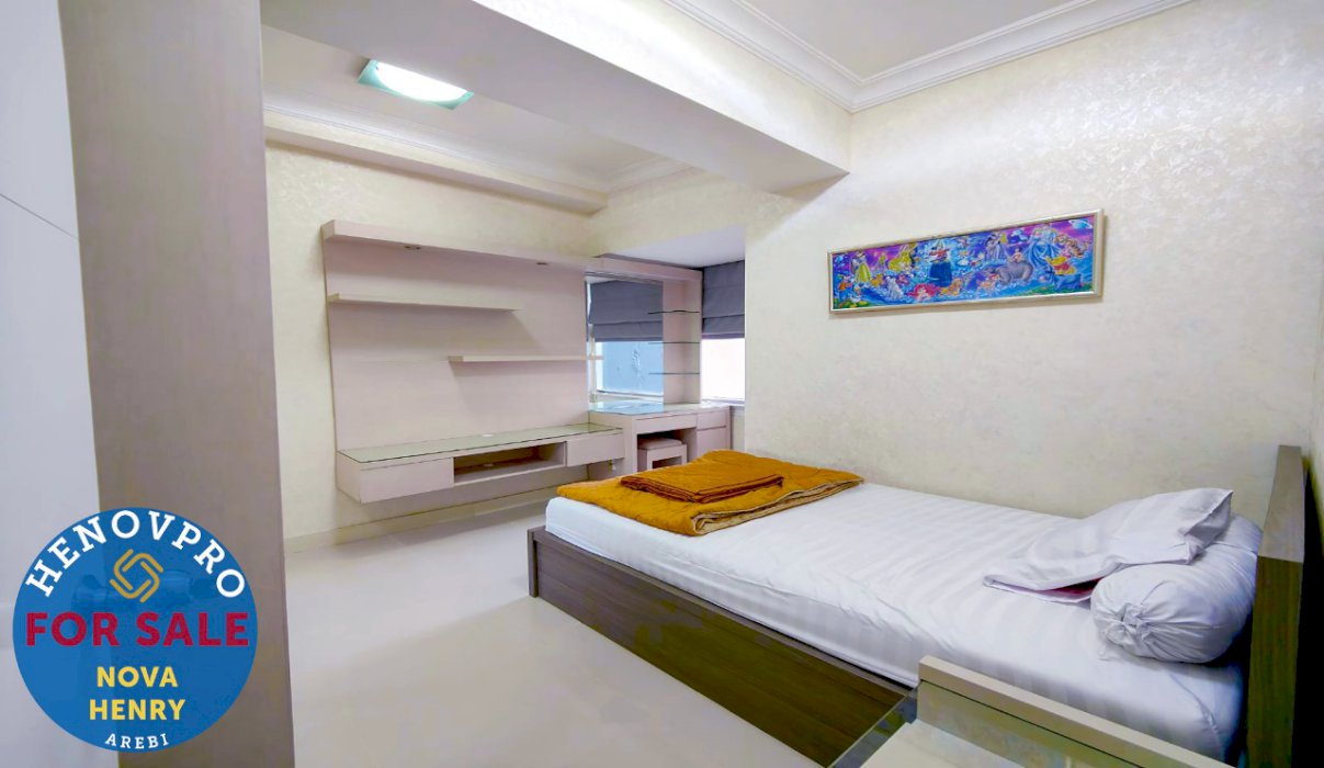 Investasi Terbaik Unit Renov Taman Anggrek Condo 2+1BR  Tersewa