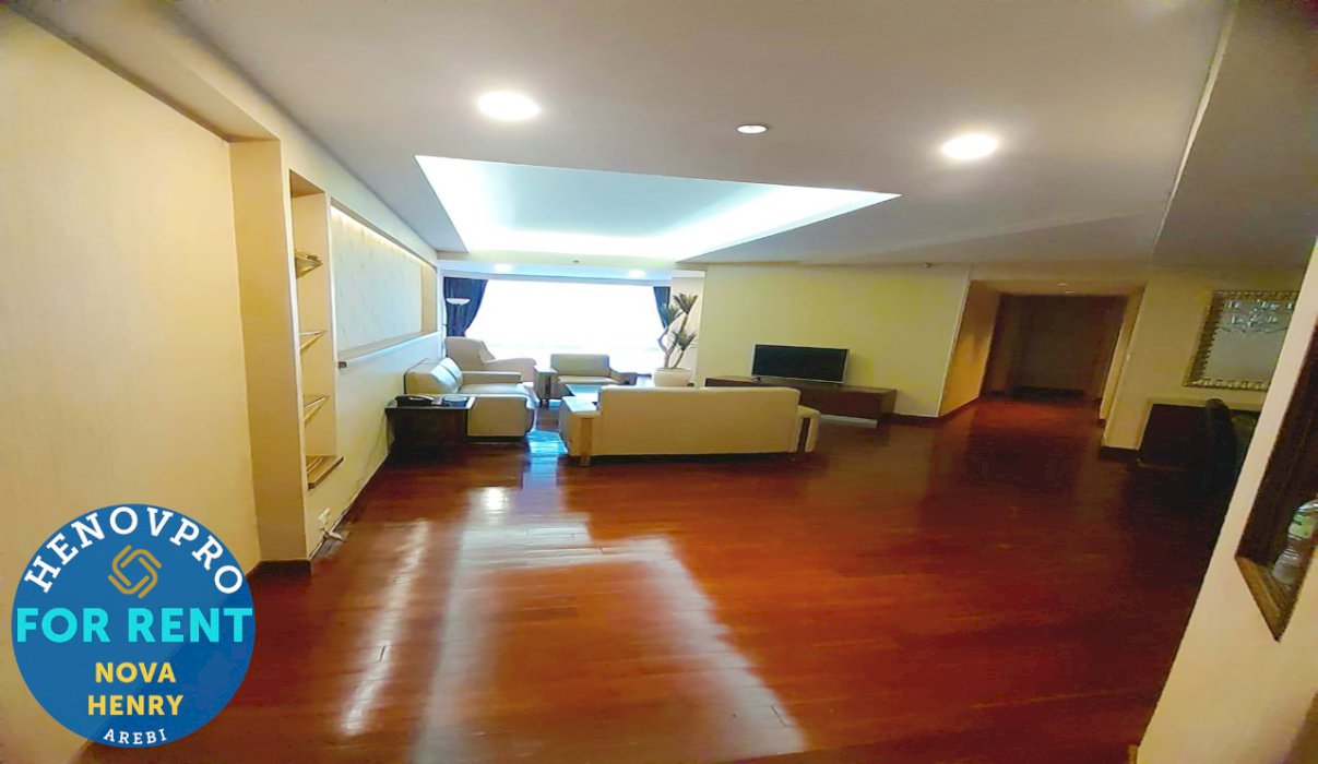 DISEWA Apartemen Taman Anggrek Unit 3BR BEST CITY VIEW