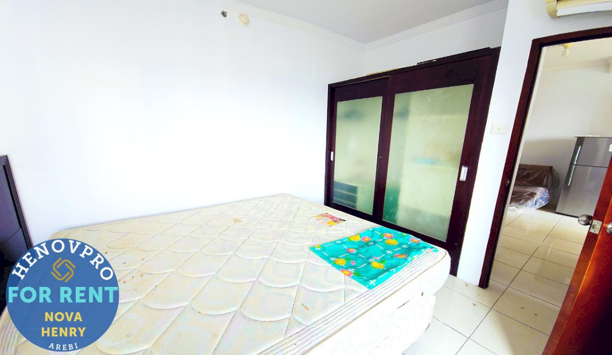 Medit Unit 2 BR Unit Ciamik Full Furnish And Renov Middle floor