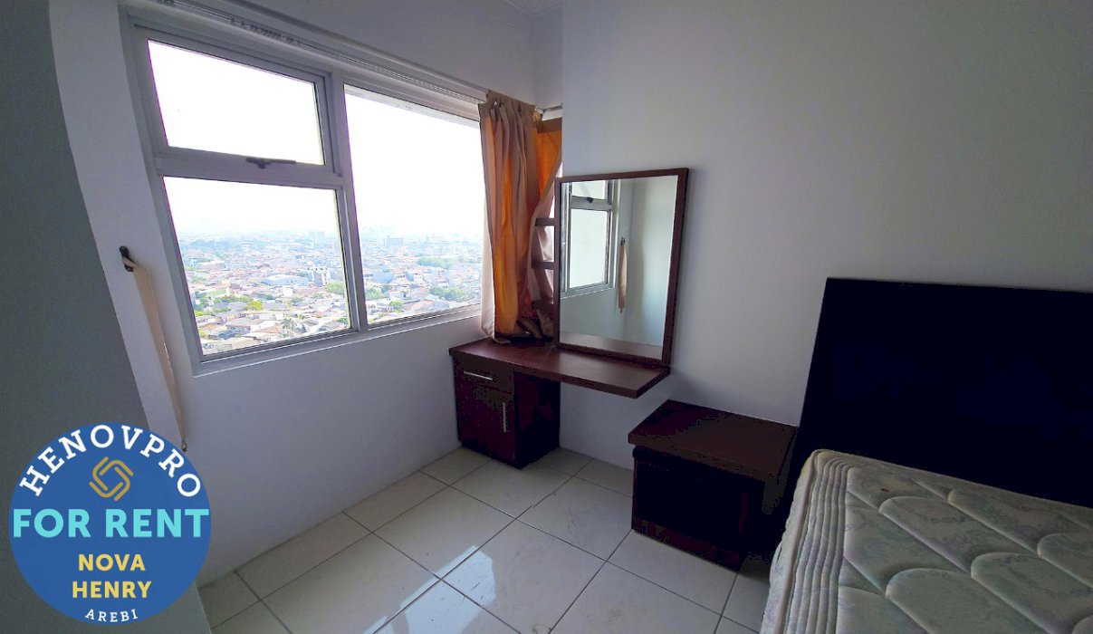 Medit Unit 2 BR Unit Ciamik Full Furnish And Renov Middle floor