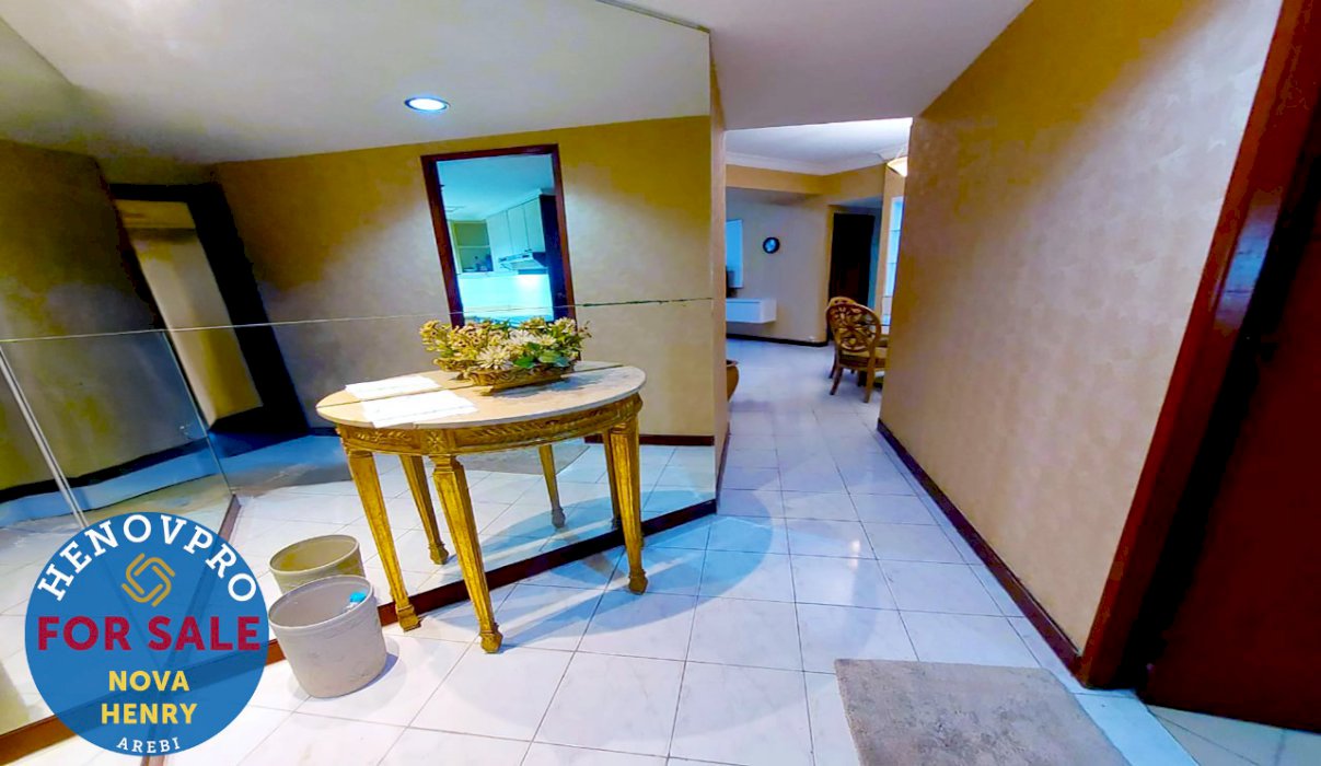 Investasi Terbaik Unit Renov Taman Anggrek Condo 2+1BR Garden View