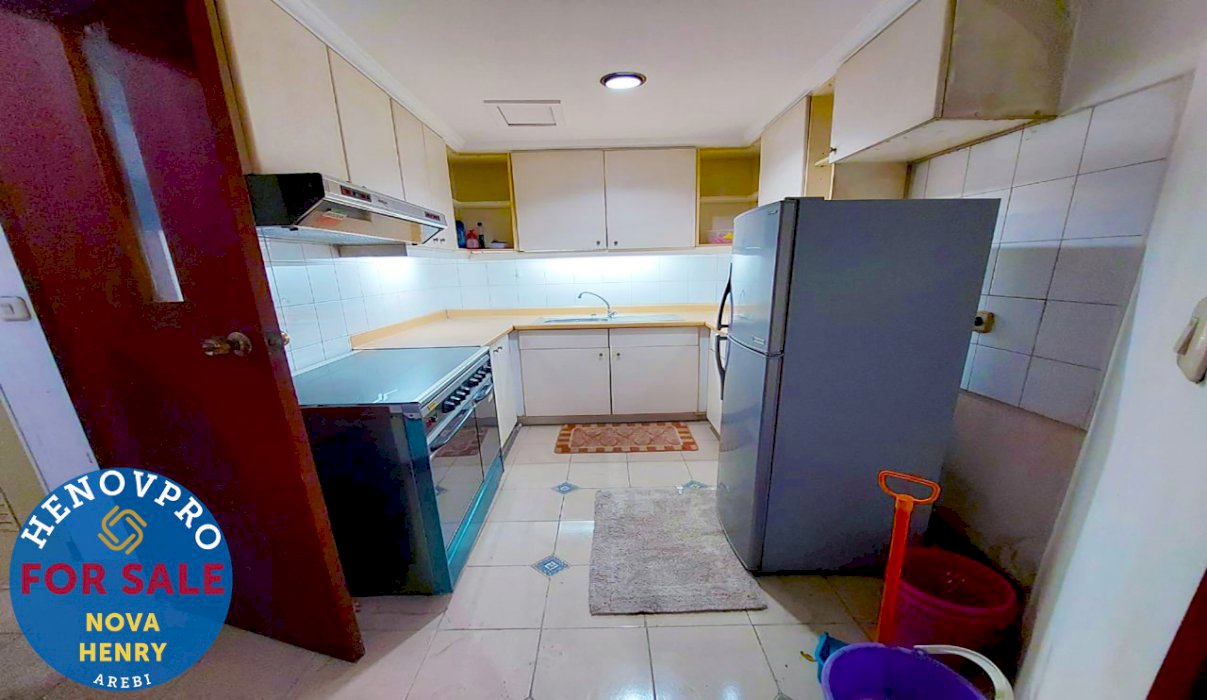 Investasi Terbaik Unit Renov Taman Anggrek Condo 2+1BR Garden View
