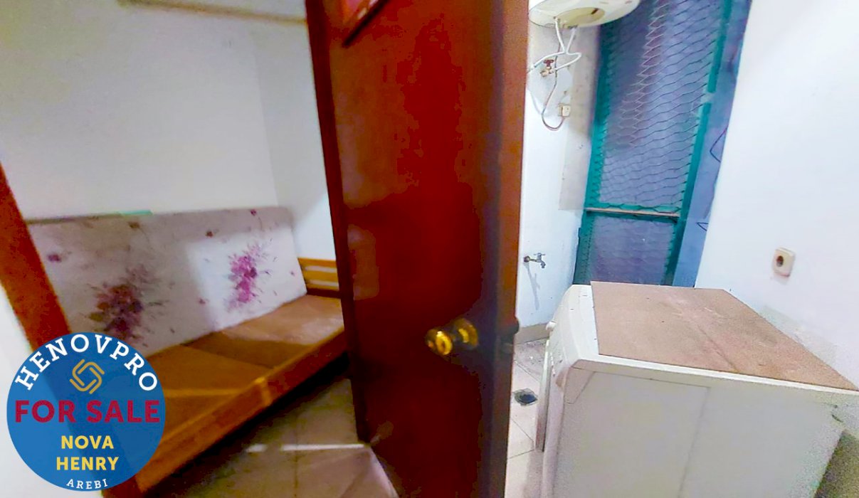 Investasi Terbaik Unit Renov Taman Anggrek Condo 2+1BR Garden View