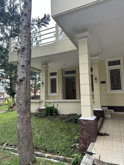Jual Villa 550jt Nego sampai deal di Kota Bunga Puncak,Cipanas