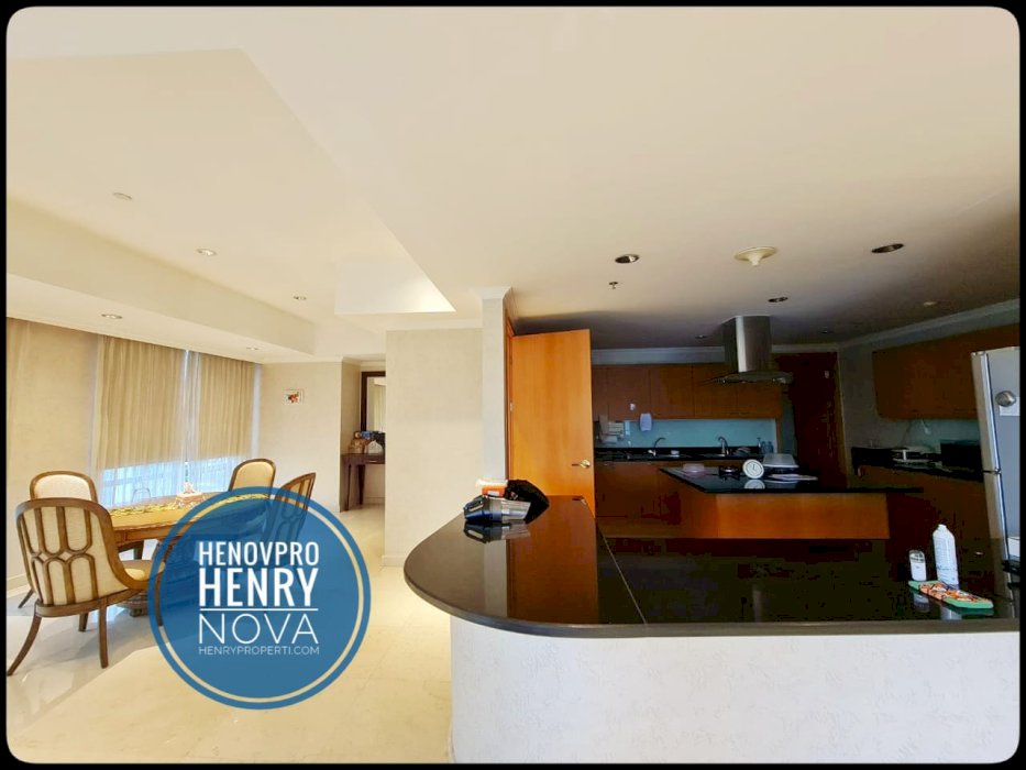 Sudirman Mansion Unit 4BR + 1 Study Room Furnish Best Location